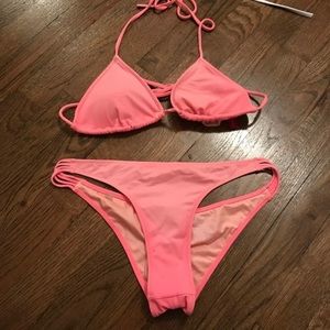 Victoria’s Secret bikini
